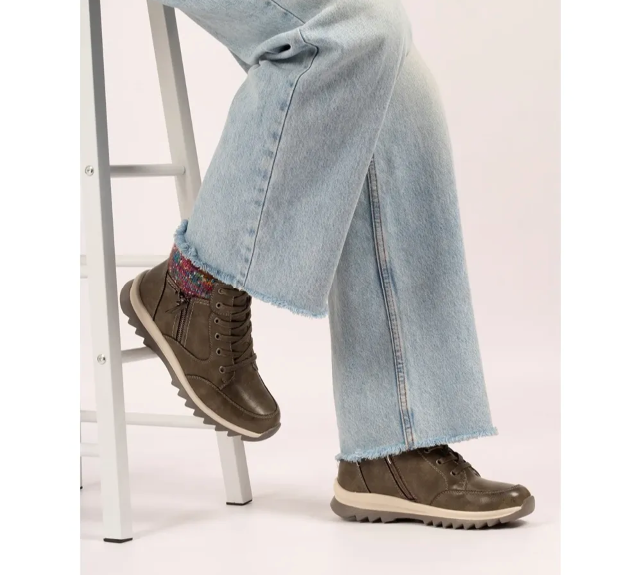 Lunar Footwear